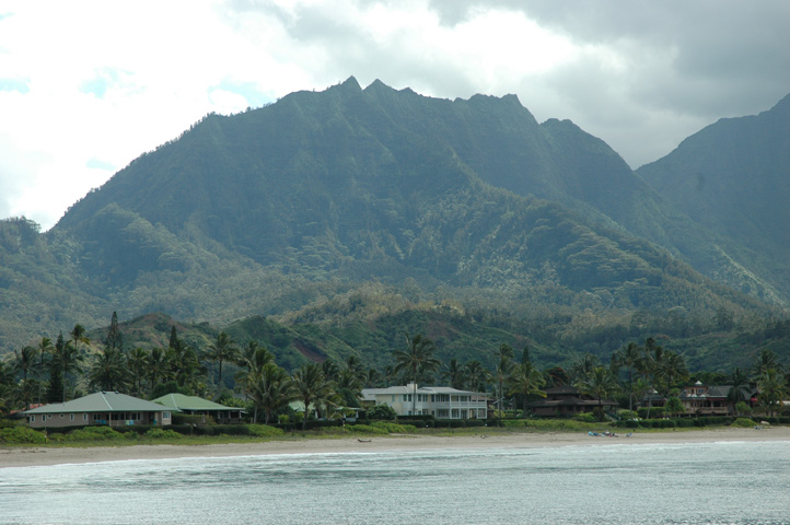 Lighthouse and Hanalei 032.jpg